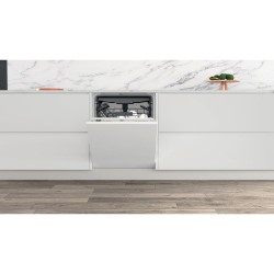 Whirlpool WI 7020 PF Completamente integrado 14 cubiertos