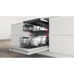 Whirlpool WI 7020 PF Completamente integrado 14 cubiertos
