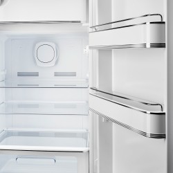 Smeg FAB28RBL5 nevera combi Independiente 270 L Negro