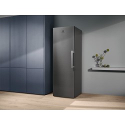 Electrolux LUT7ME28X2 Congelador vertical Independiente 279 L Plata, Acero inoxidable
