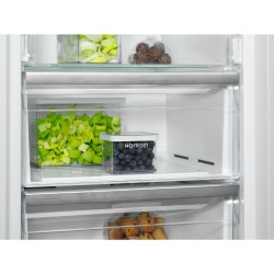 Electrolux LUT7ME28X2 Congelador vertical Independiente 279 L Plata, Acero inoxidable