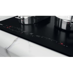 Whirlpool WB B3760 BF Negro Integrado 59 cm Con placa de inducción 3 zona(s)