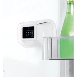 Indesit LI8 SN2E X Independiente 328 L Plata