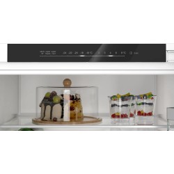 Siemens iQ300 KI96NVFD0 nevera y congelador Integrado 290 L Blanco