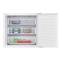 Balay 3KIE934F nevera y congelador Integrado 383 L