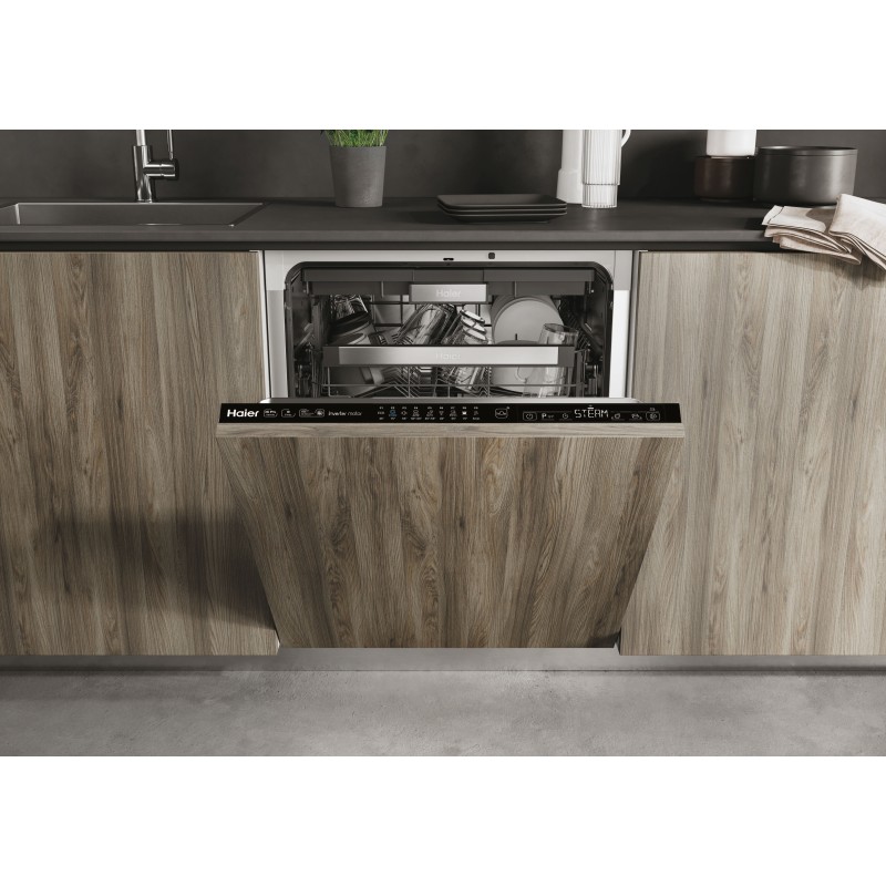 Haier XIB 6B2D3FB Completamente integrado 16 cubiertos