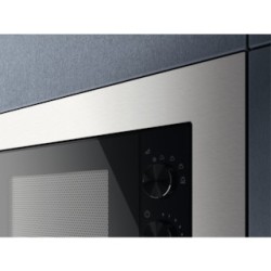 Electrolux KMSE173MMX Negro, Acero inoxidable Solo microondas Integrado 17 L 700 W
