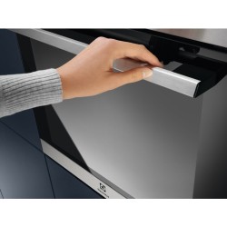 Electrolux Serie 300 EOH3H00BX 65 L Negro, Acero inoxidable