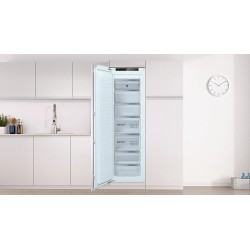 Balay 3GIE737F congelador Congelador vertical Integrado 212 L Blanco