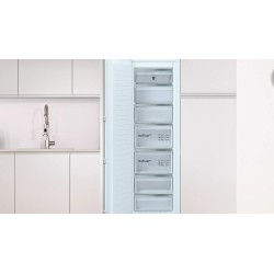 Balay 3GIE737F congelador Congelador vertical Integrado 212 L Blanco