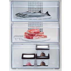 Beko RCNA305K40XBRN nevera y congelador Independiente 266 L Negro