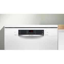 Bosch Serie 4 SMS46KW02E lavavajillas Independiente 13 cubiertos