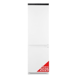 LG Frigorífico combi Integrable Total No Frost, 1,77m , Clasificación E, capacidad de 233 l