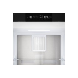 LG Frigorífico combi Integrable Total No Frost, 1,77m ,Metal Fresh Clasificación E, capacidad de 233 l