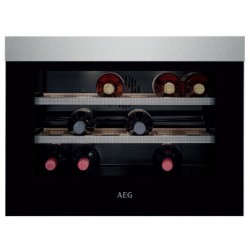 AEG KWK 884520 M enfriador de vino Nevera de vino Integrado Acero inoxidable 18 botella(s)