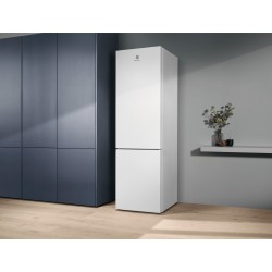 Electrolux LNC7ME34W1 Independiente 366 L Blanco