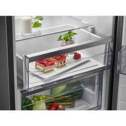 AEG RKB638E5MW frigorífico Independiente 390 L Blanco