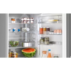 Bosch Serie 6 KGN39LBCF nevera y congelador Independiente 363 L Negro