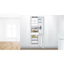 Bosch Serie 4 KIN86VFE0 nevera y congelador Integrado 260 L
