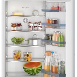 Bosch Serie 4 KIR41VFE0 frigorífico Integrado 204 L Blanco