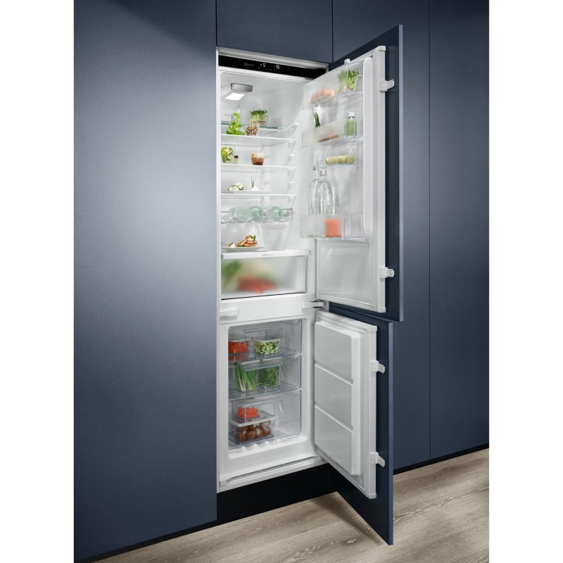 Electrolux LNT7TE18S3 Integrado 256 L Blanco