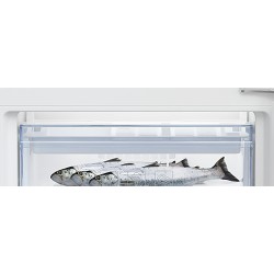 Beko BCSA285K4SN nevera y congelador Integrado 271 L Blanco