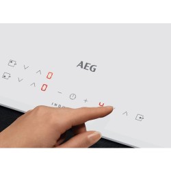 AEG IKB63300FW Blanco Integrado 60 cm Con placa de inducción 3 zona(s)