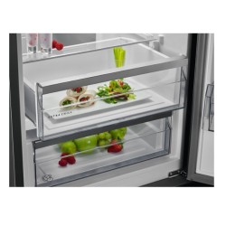 AEG Series 6000 RCB736D8MX Independiente 367 L Acero inoxidable
