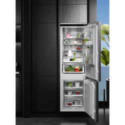 AEG Series 7000 OSC7G181ES Integrado 256 L Blanco