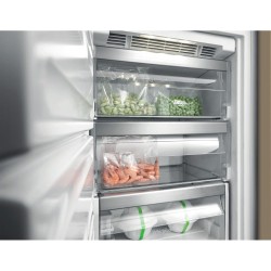Whirlpool AFB 18402 Congelador vertical Integrado 209 L Blanco