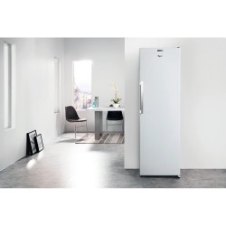 Whirlpool SW8 AM2Y WR 2 frigorífico Independiente 364 L Blanco