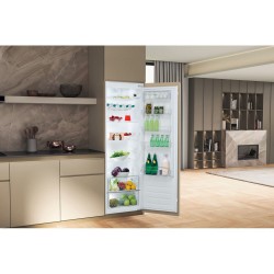 Whirlpool ARG 180702 frigorífico Integrado 314 L Blanco