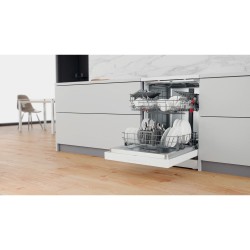 Whirlpool W2FHD624 Independiente 14 cubiertos