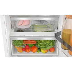 Bosch Serie 4 KIN96VFD0 nevera y congelador Integrado 290 L Blanco