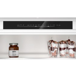 Bosch Serie 4 KBN96VFE0 nevera y congelador Integrado 383 L Blanco