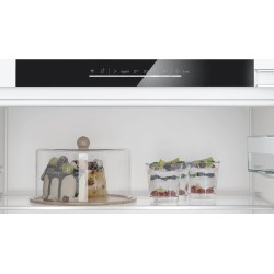 Siemens iQ500 KU21RADE0 frigorífico Integrado 134 L