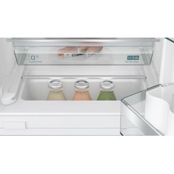 Siemens iQ500 KU21RADE0 frigorífico Integrado 134 L