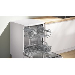 Bosch Serie 4 SMS4HKW07E lavavajillas Independiente 13 cubiertos