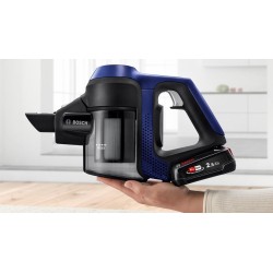 Bosch Serie 6 BBS611MAT aspiradora de pie y escoba eléctrica Aspiradora escoba 2 en 1 Batería Secar Sin bolsa 0,3 L Azul 2,5 Ah