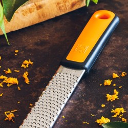 BRA Efficient A195025 cortador de verduras en espiral o rallador manual Rallador de mano Naranja