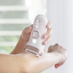 Braun Silk-épil 9 SensoSmart 9 700 40 pinzas Violeta, Blanco