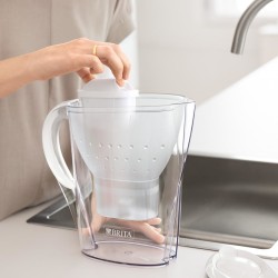 Brita Marella Filtro para depósito de agua 2,4 L Transparente, Blanco