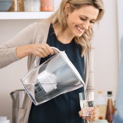 Brita Marella Filtro para depósito de agua 2,4 L Transparente, Blanco