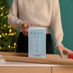 Smeg MFF02PGEU espumador o calentador de leche Calentador espumador de leche automático Verde