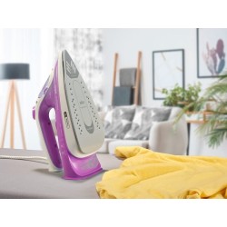 Braun FreeStyle 3 FI 3124 Plancha vapor-seco Suela de cerámica 2400 W Púrpura